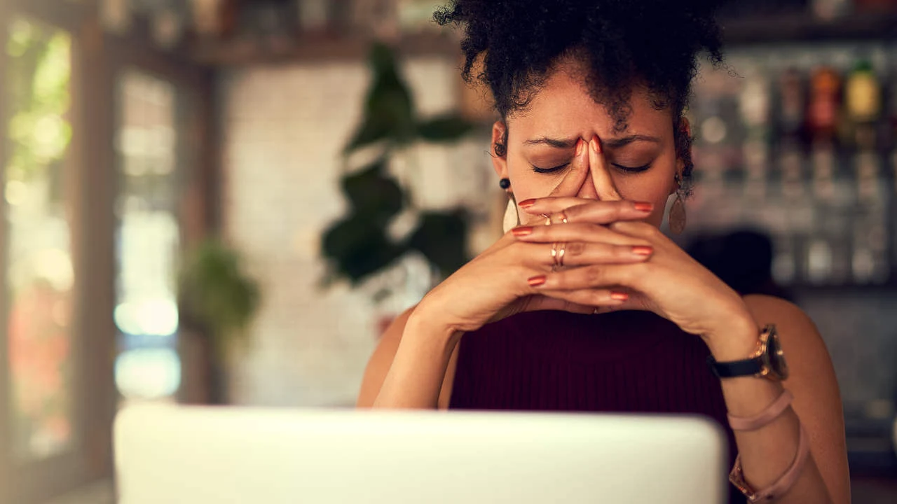 What Causes Dehydration? Here’s What You Need to Know svg%3E