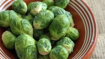 12 Foods With More Vitamin C Than Oranges svg%3E