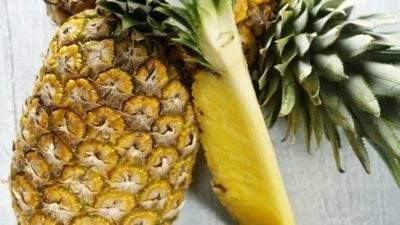 12 Foods With More Vitamin C Than Oranges svg%3E