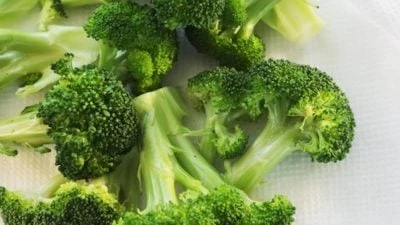 12 Foods With More Vitamin C Than Oranges svg%3E